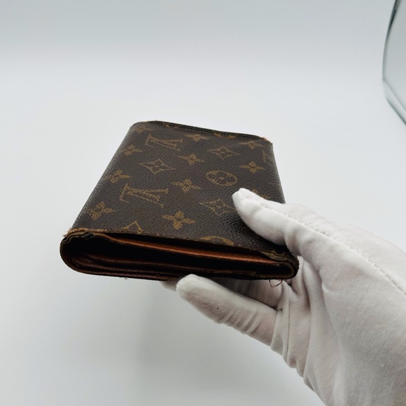 Louis Vuitton Tri fold Wallet-Authentic - Picture 8 of 15